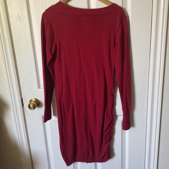 RED BENCH SWEATER DRESS - Picture 3 of 4